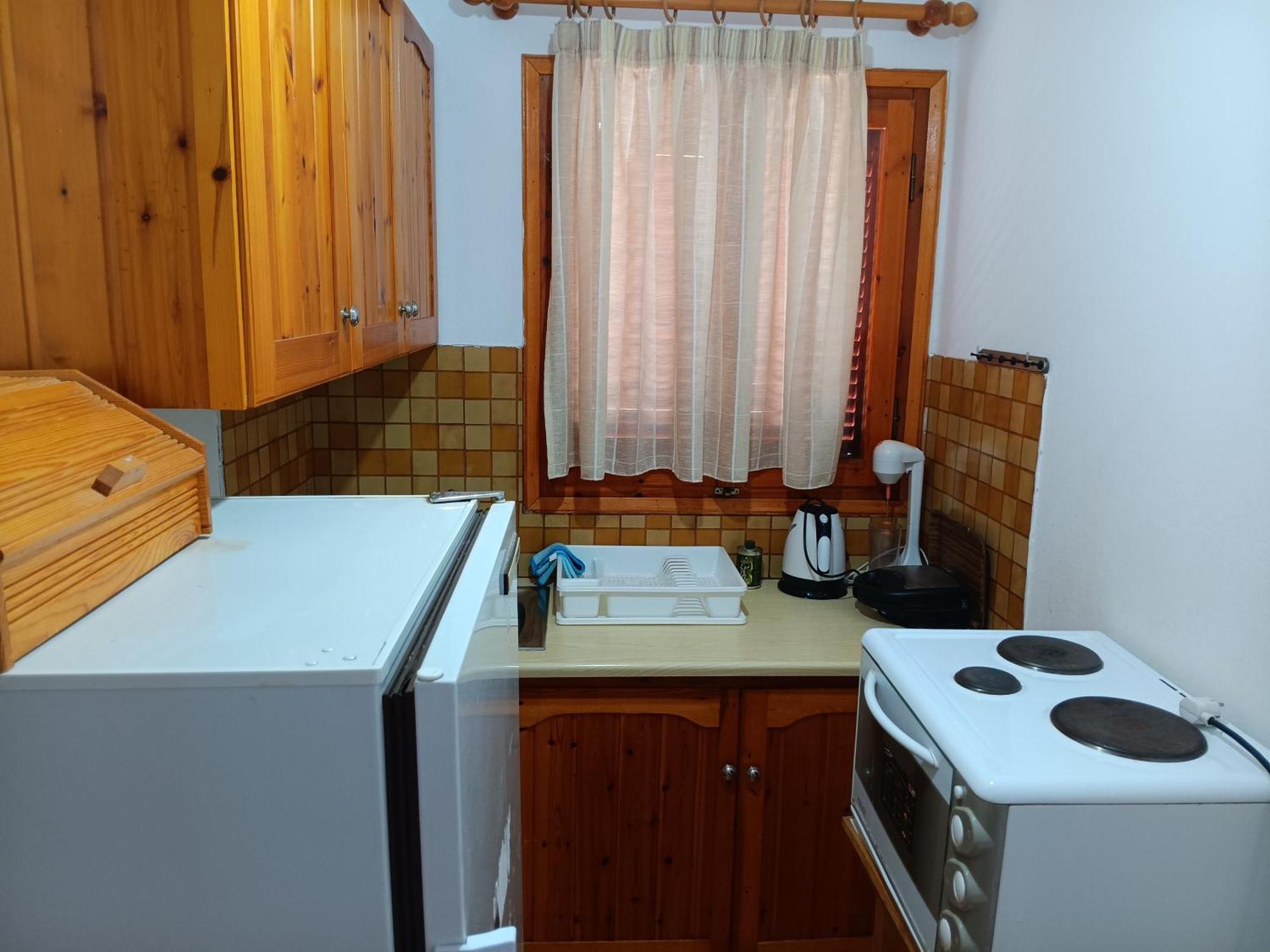 Foinikas Rooms Eratini Bagian luar foto